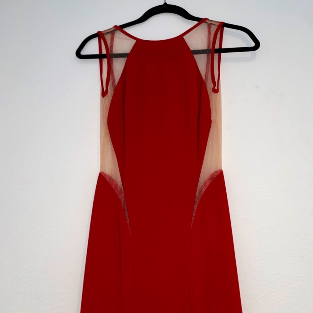 Size 0 Caché Red Backless Gown Prom Dress